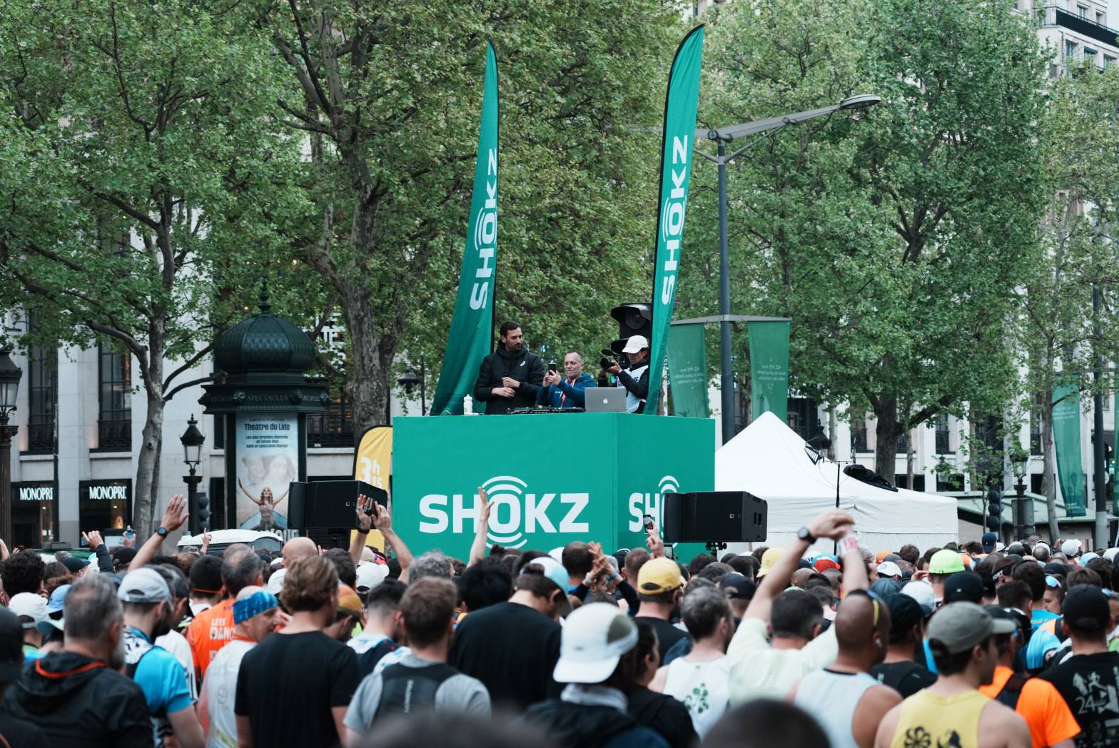 35d5d565-5f56-4df5-8669-9e8fdace7374