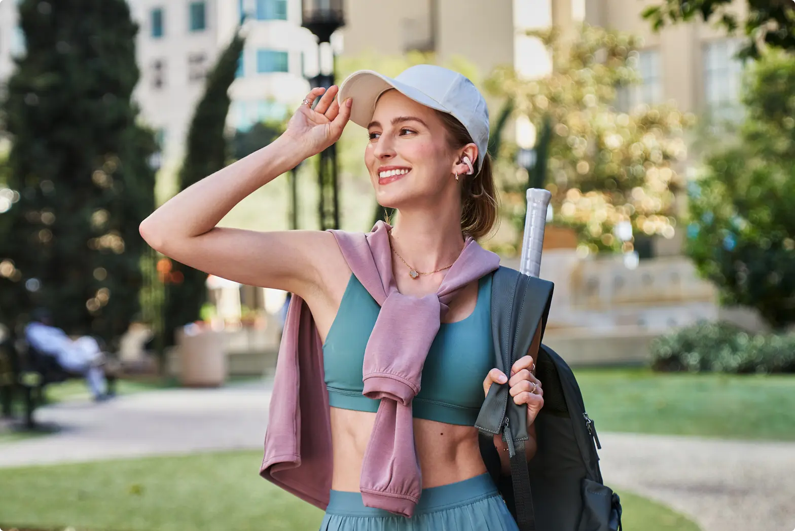 shokz_uk_1_openfit_bg_running_3_17_e2ff2677-a2fd-451b-8eba-a294fe2b356f écouteurs oreilles libres