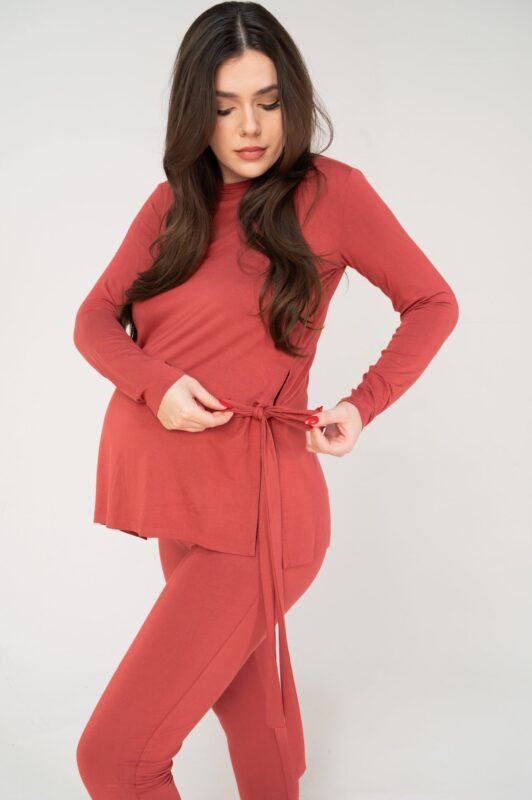 lounge set for expecting mothers